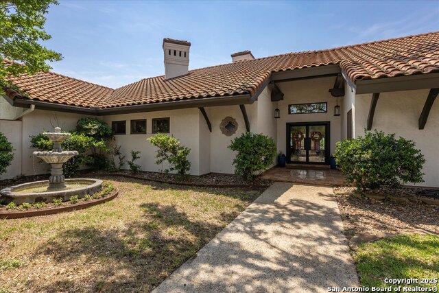 Image 4 of 50 For 8122 Triple Crown