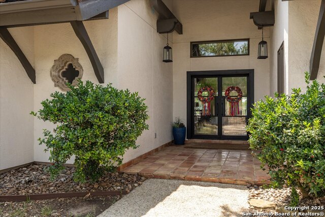 Image 7 of 50 For 8122 Triple Crown