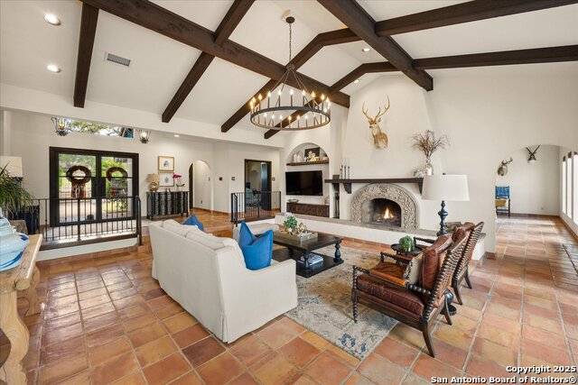 Image 9 of 50 For 8122 Triple Crown