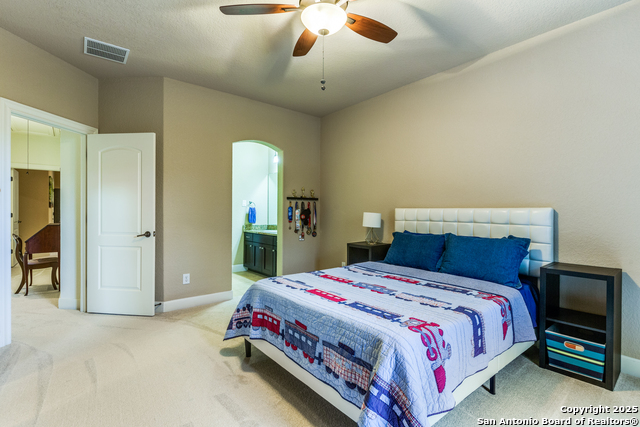 Image 17 of 25 For 1026 Gazania Hill