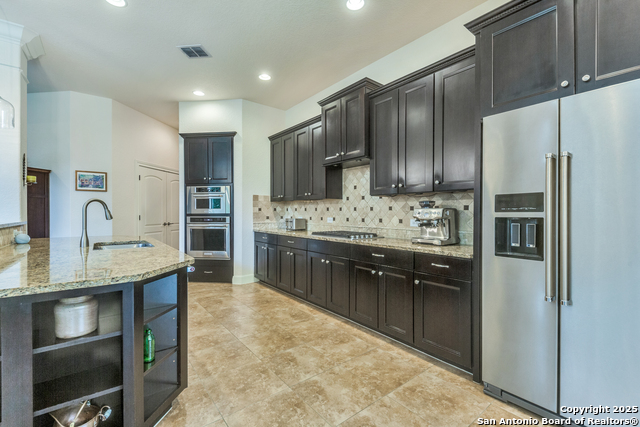 Image 9 of 25 For 1026 Gazania Hill
