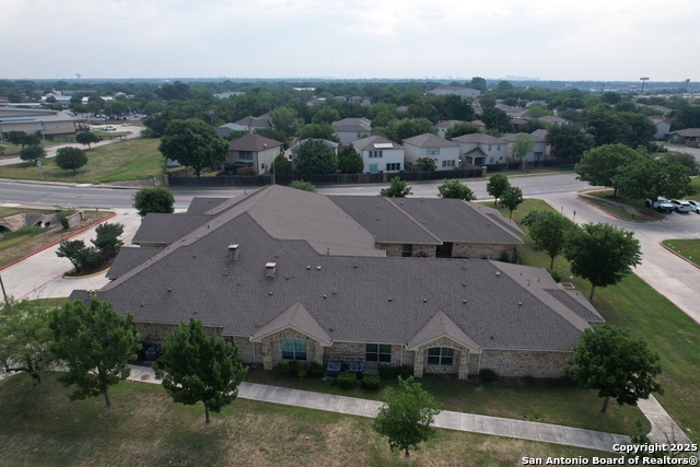 Listing photo id 0 for 8615 Mystic Park