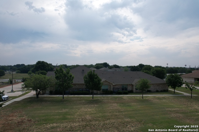 Listing photo id 1 for 8615 Mystic Park