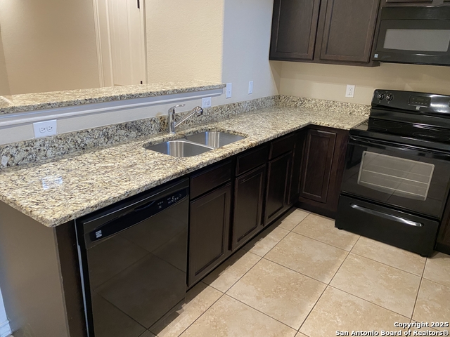 Image 10 of 27 For 6011 Jax Way  102