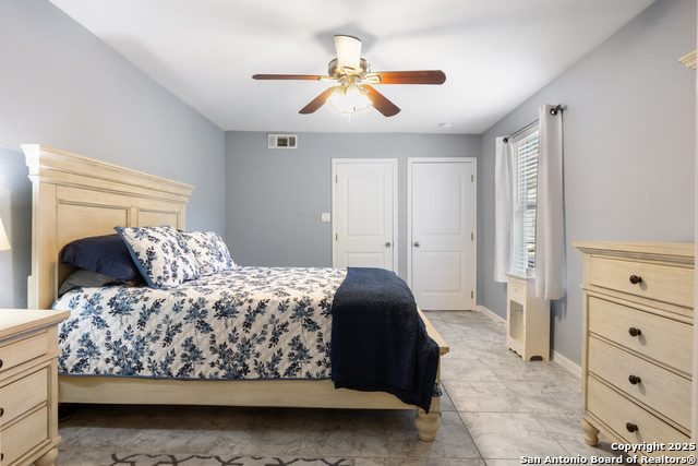 Image 14 of 38 For 607 Storeywood