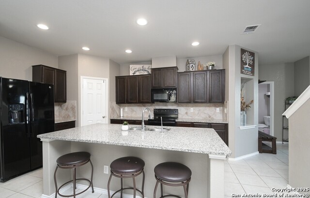 Listing photo id 9 for 5727 Ivans Farm