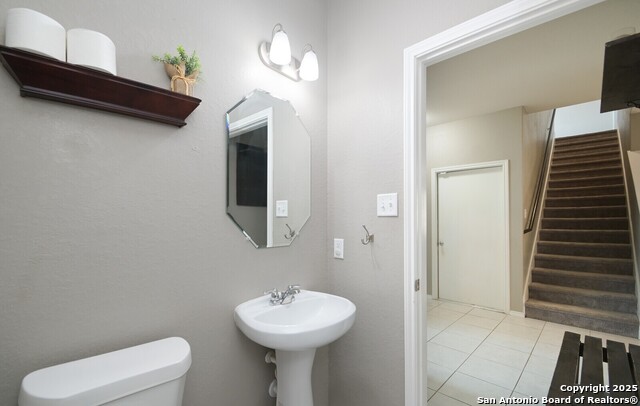 Listing photo id 11 for 5727 Ivans Farm