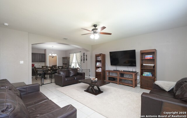 Listing photo id 4 for 5727 Ivans Farm