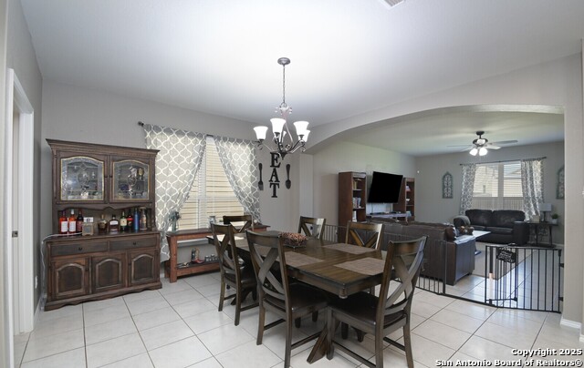 Listing photo id 7 for 5727 Ivans Farm