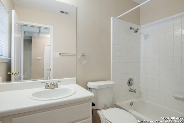Image 15 of 17 For 6922 Sandy Point Dr
