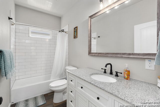Image 15 of 28 For 964 Allende St