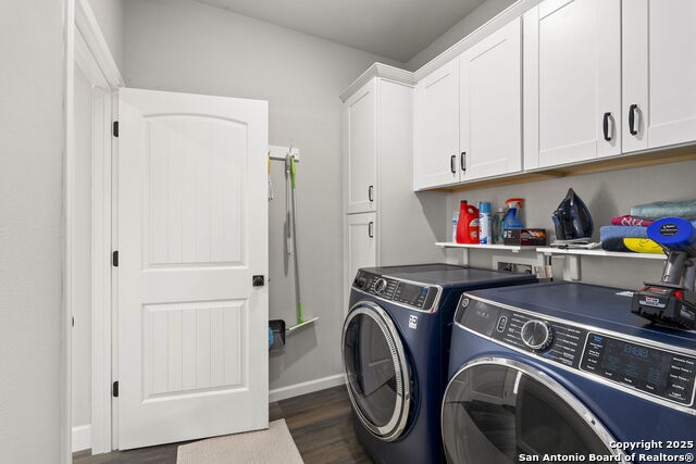 Image 17 of 28 For 964 Allende St