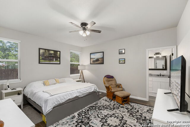Image 18 of 28 For 964 Allende St