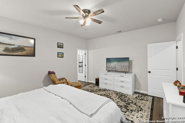 Image 19 of 28 For 964 Allende St