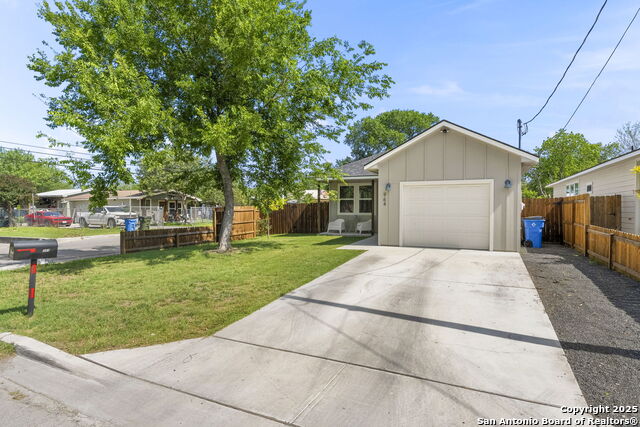 Image 2 of 28 For 964 Allende St