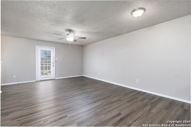 Image 6 of 19 For 546 Dukeway  