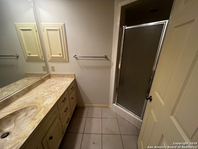 Image 22 of 24 For 8415 Fredericksburg Rd  603