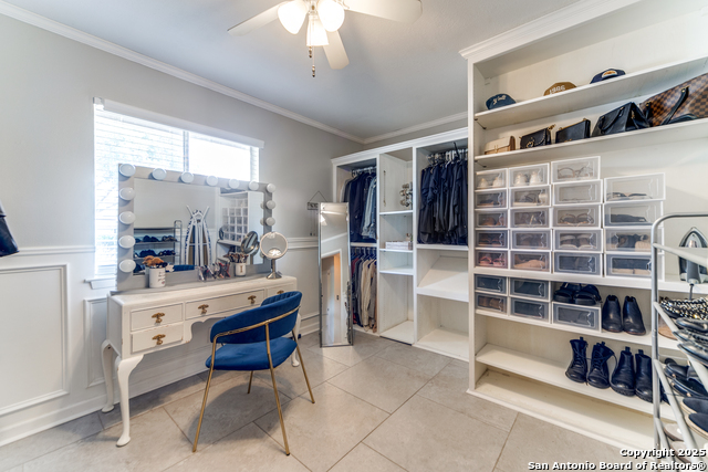 Listing photo id 17 for 2111 Peach Blossom St