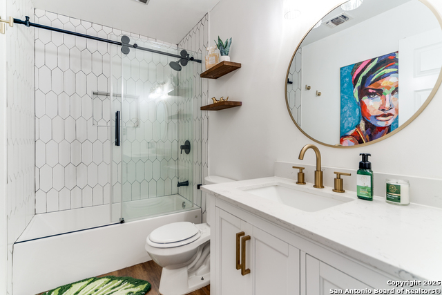 Listing photo id 23 for 2111 Peach Blossom St
