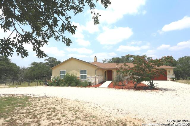 Details for 421 Ringaskiddy, Floresville, TX 78114