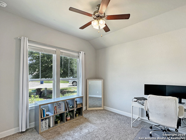Listing photo id 22 for 1179 Barberry