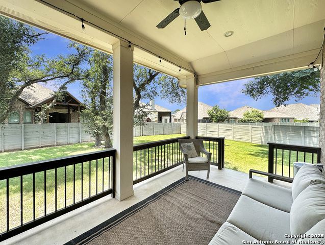 Listing photo id 29 for 1179 Barberry