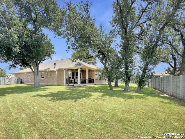 Listing photo id 30 for 1179 Barberry