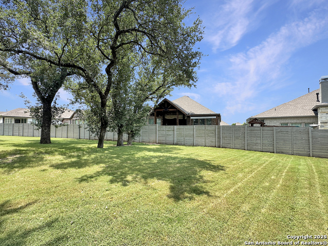 Listing photo id 32 for 1179 Barberry