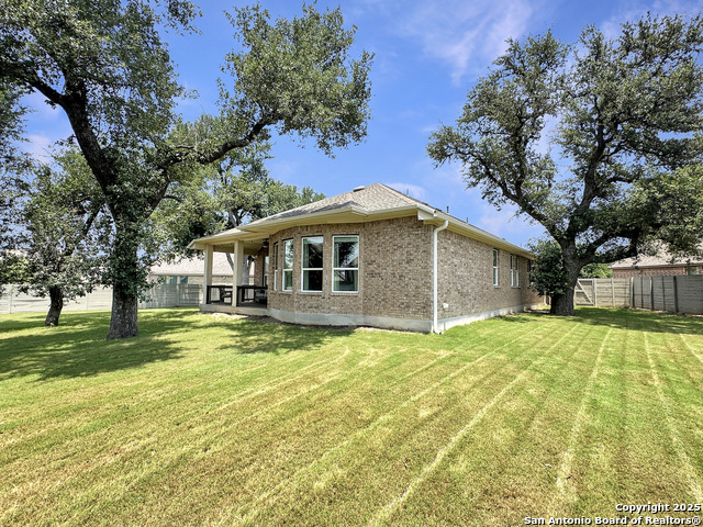 Listing photo id 34 for 1179 Barberry