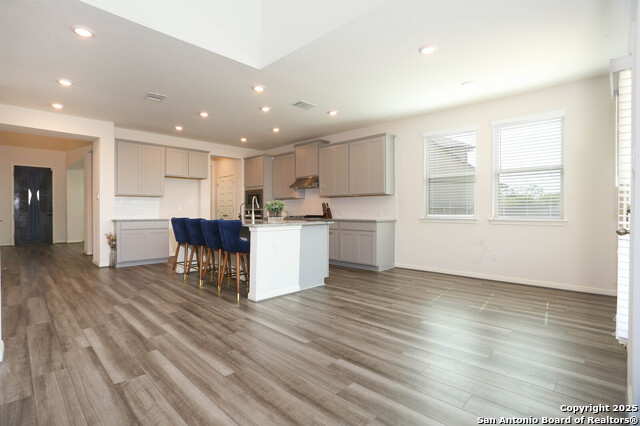 Image 7 of 37 For 9569 Witten Dr
