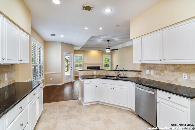 Image 13 of 34 For 2426 Enfield Grove