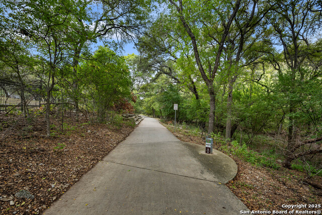 Image 32 of 34 For 2426 Enfield Grove