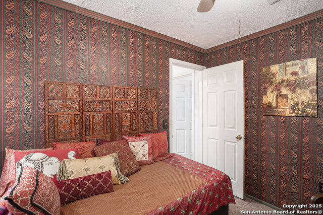 Image 16 of 22 For 5954 Oak Run