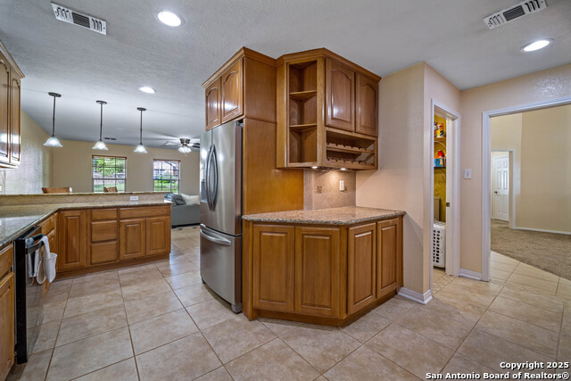 Listing photo id 8 for 103 River Meadow