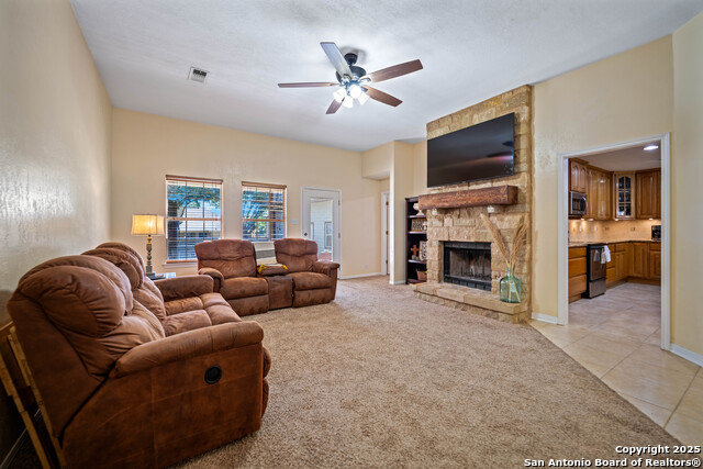 Listing photo id 13 for 103 River Meadow