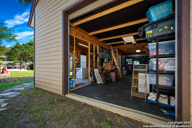 Listing photo id 27 for 103 River Meadow