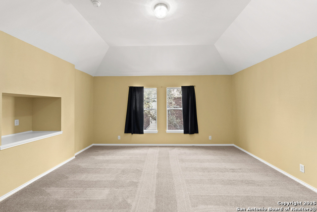 Image 19 of 35 For 18852 Agin Ct