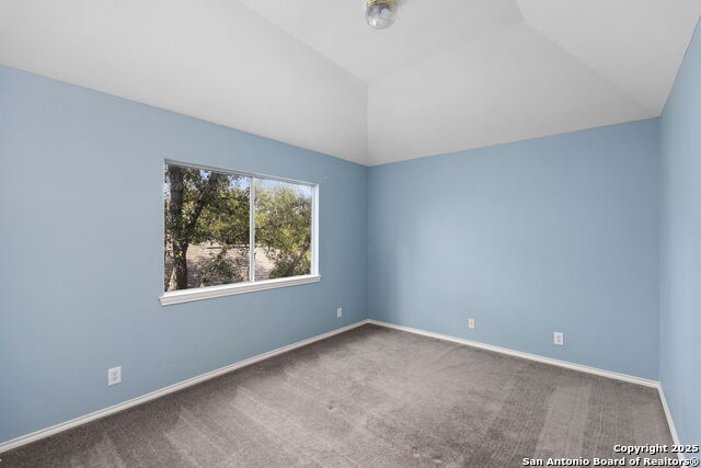 Image 21 of 35 For 18852 Agin Ct