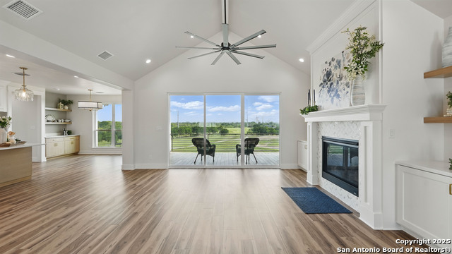 Image 9 of 45 For 123 Pinnacle Dr.