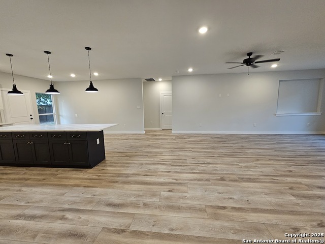 Image 19 of 29 For 5819 Lake Bluff
