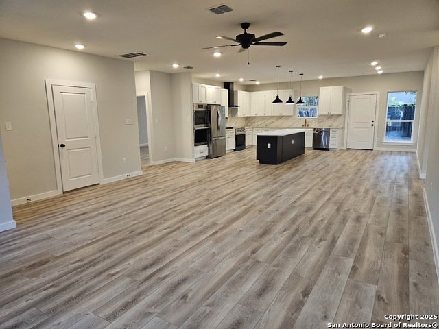 Image 2 of 29 For 5819 Lake Bluff