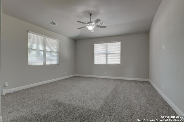 Listing photo id 9 for 8551 Rolling Tree