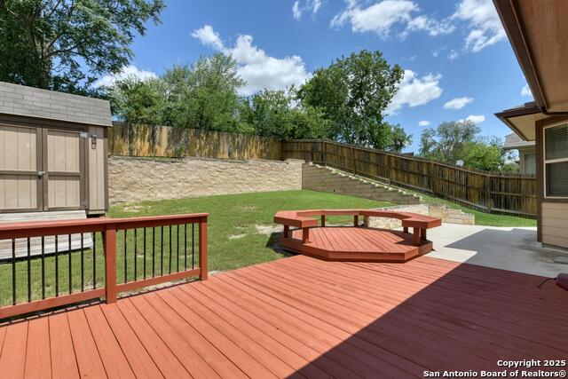 Listing photo id 31 for 8551 Rolling Tree
