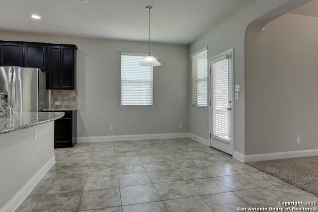 Listing photo id 7 for 8551 Rolling Tree