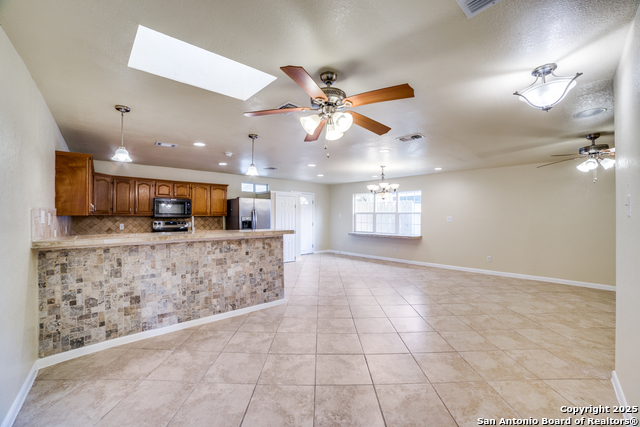 Image 3 of 12 For 10490 White Bonnet St