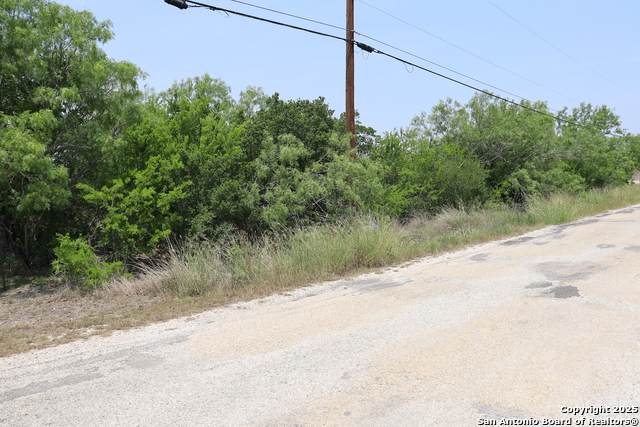 Details for 630 County Road 3823, San Antonio, TX 78253