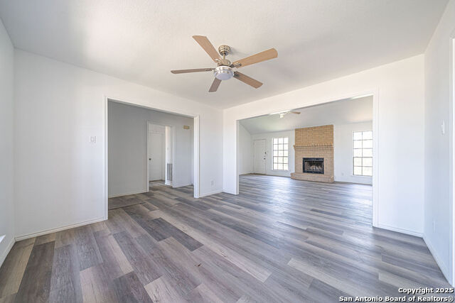 Listing photo id 2 for 475 Fm 2200