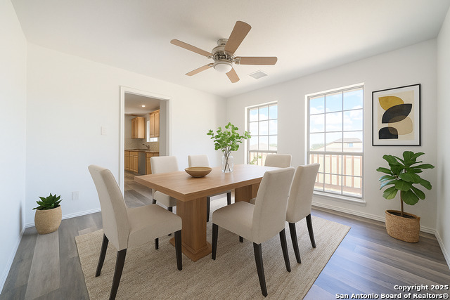 Listing photo id 3 for 475 Fm 2200