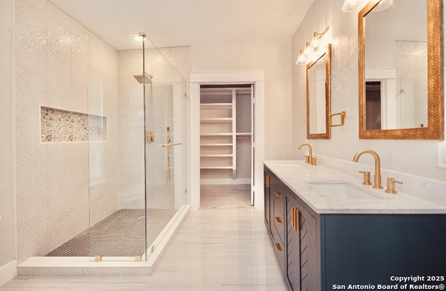 Listing photo id 4 for 424 Club Dr