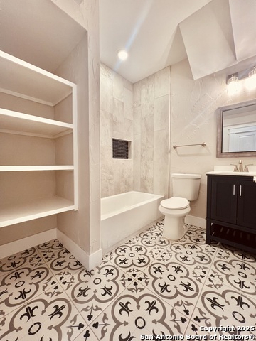 Listing photo id 6 for 424 Club Dr